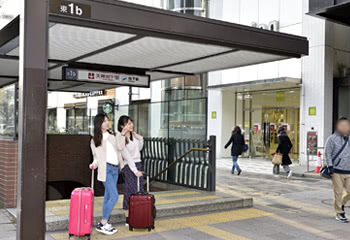 地下鉄天神駅からのアクセス